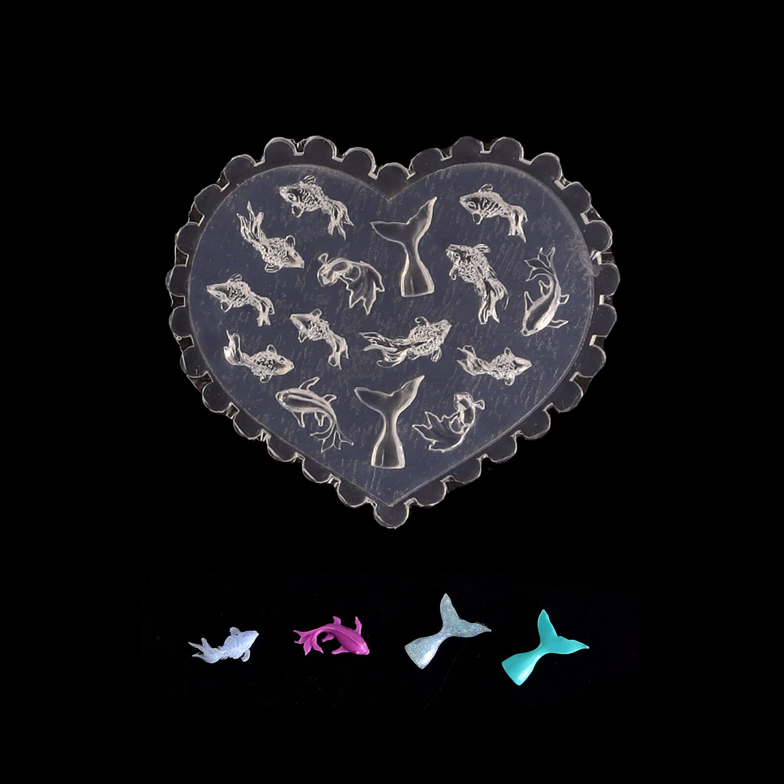 قالب فن الأظافر ثلاثي الأبعاد على شكل قلب