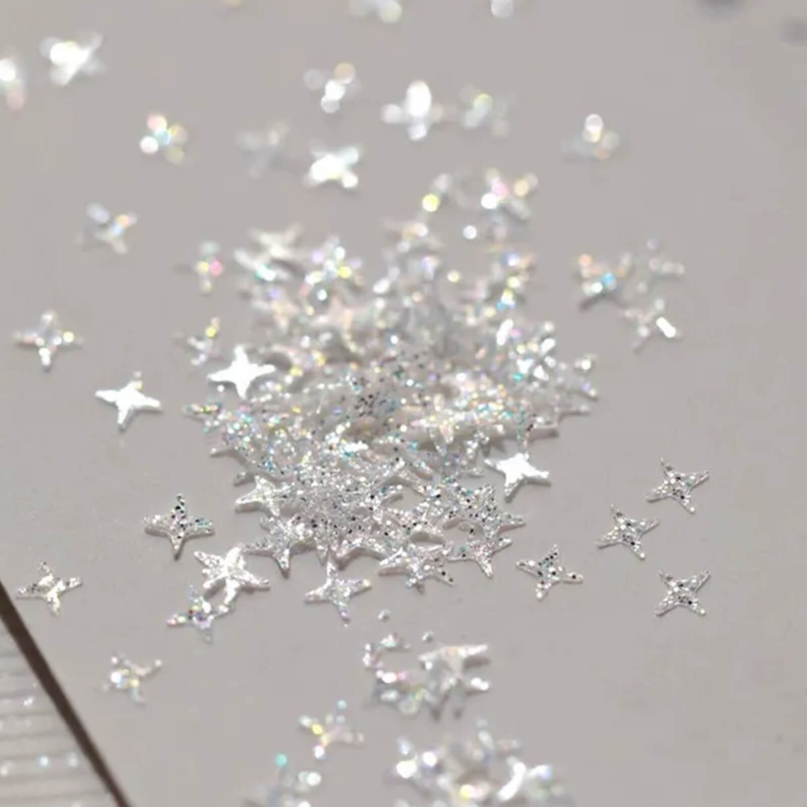 Dreamy-nail-art-glitters-star