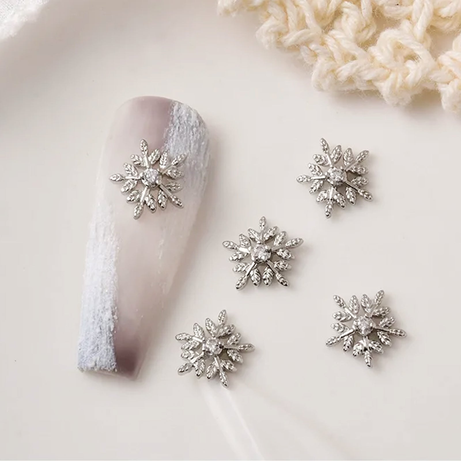 Silver-Metal-Snowflake-Rhinestone-charm