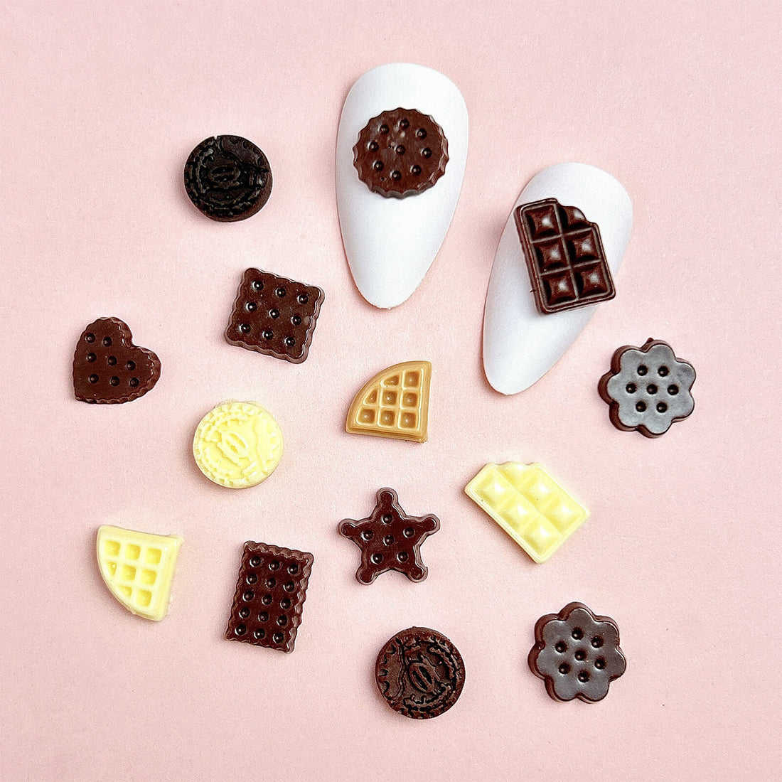 chocolate-cookie-nail-art-charms