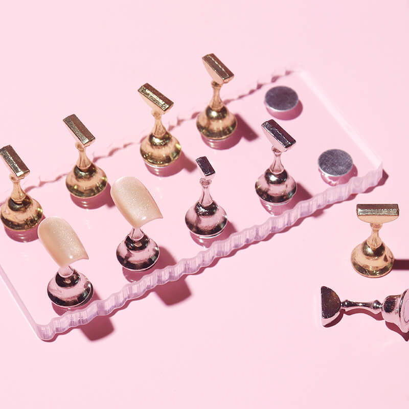double-row-nail-stand-set-with-magnetic-holders-display