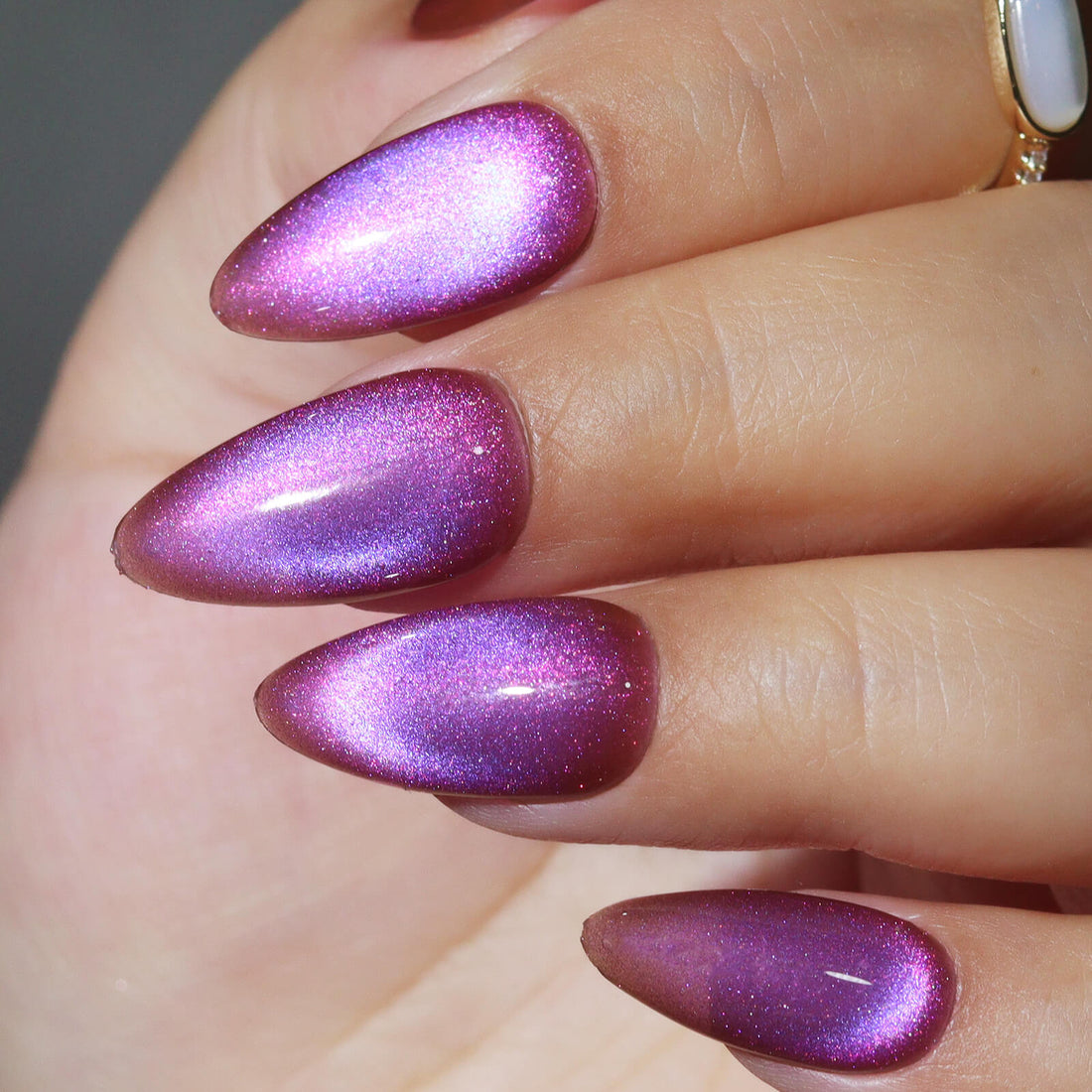 hema-free-cat-eye-gel-cocktail-party-cp01