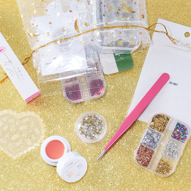 holiday-gift-nail-lucky-bag-show
