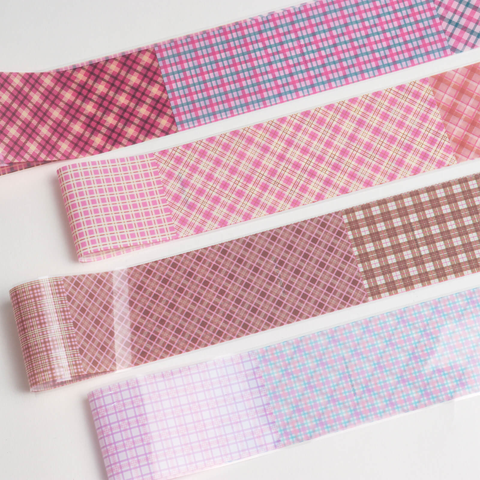 plaid-nail-art-transfer-foil-set-display