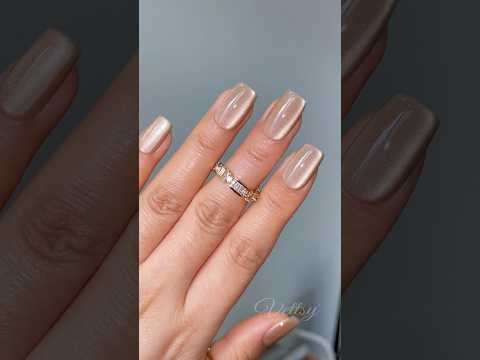 velvet-cat-eye-gel-polish-VC02-color-swatch-video
