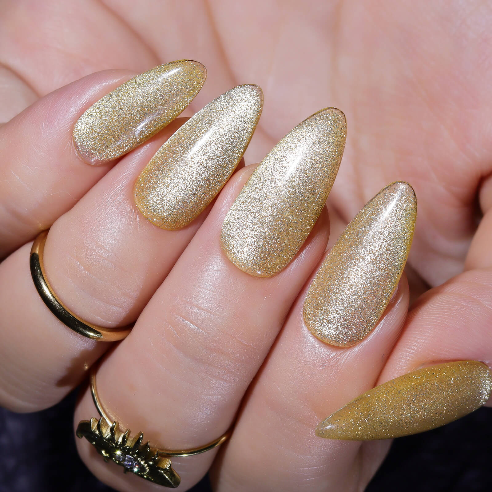 amber-cat-eye-magnetic-gel-polish-AC02