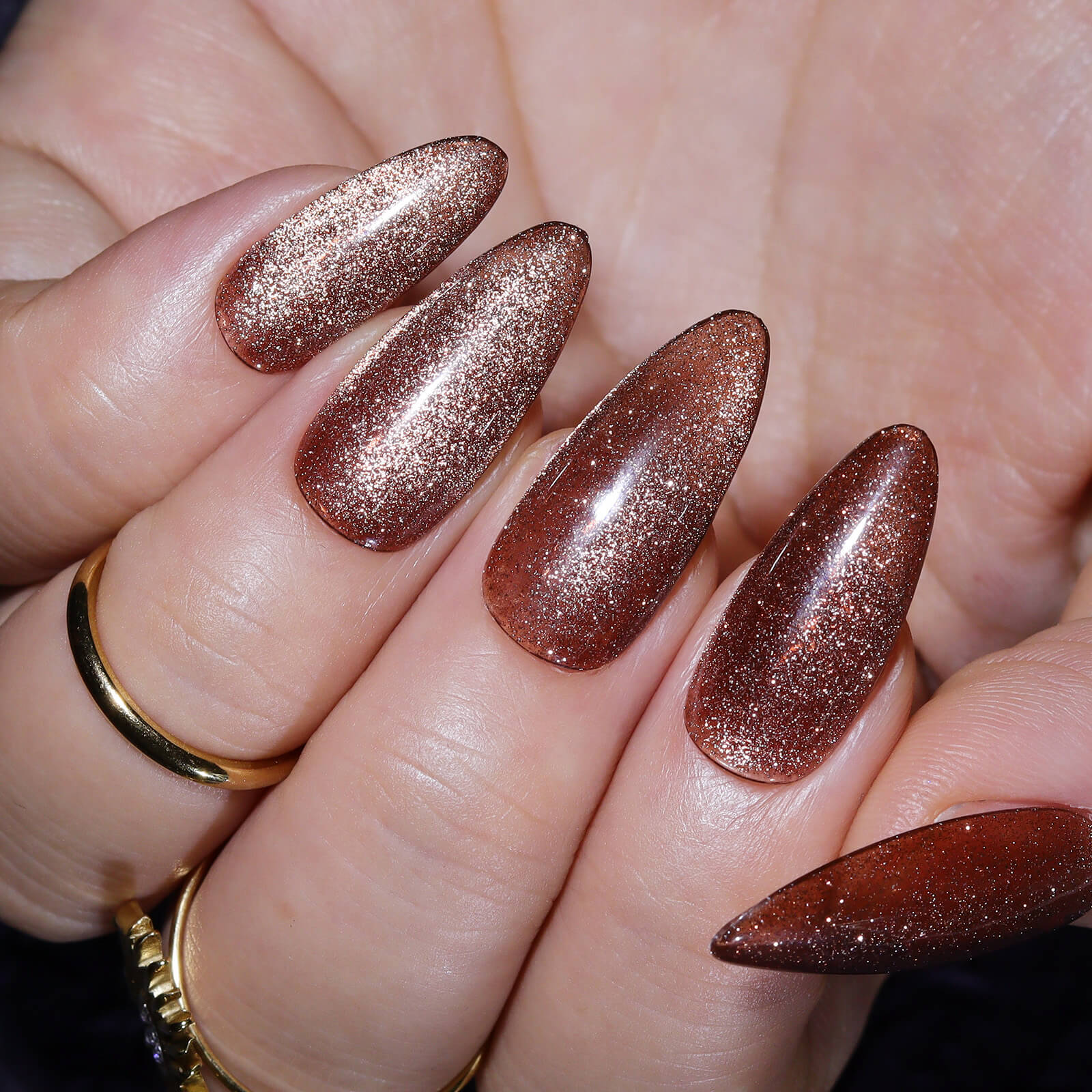 amber-cat-eye-magnetic-gel-polish-AC06