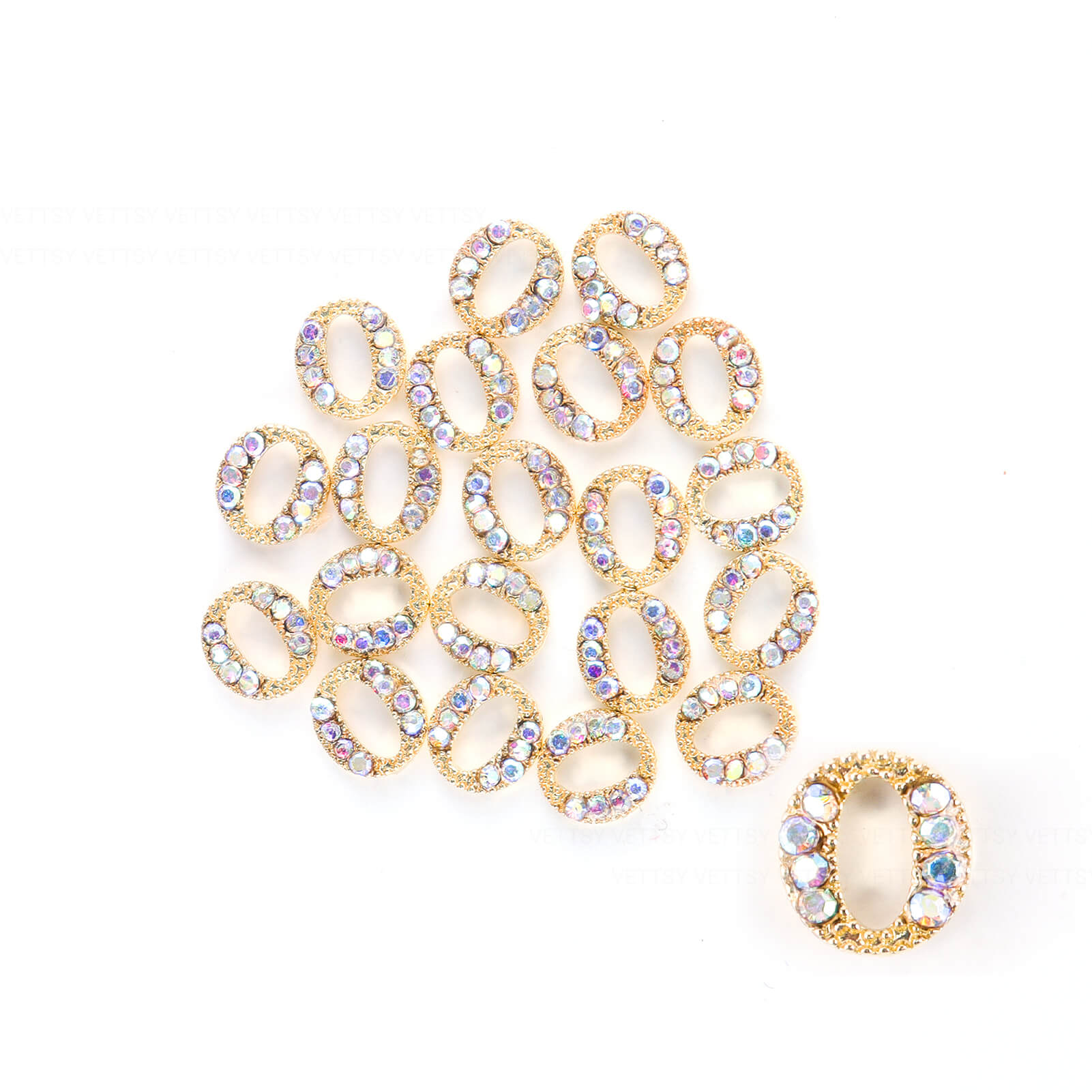 zircon-charm-o-01