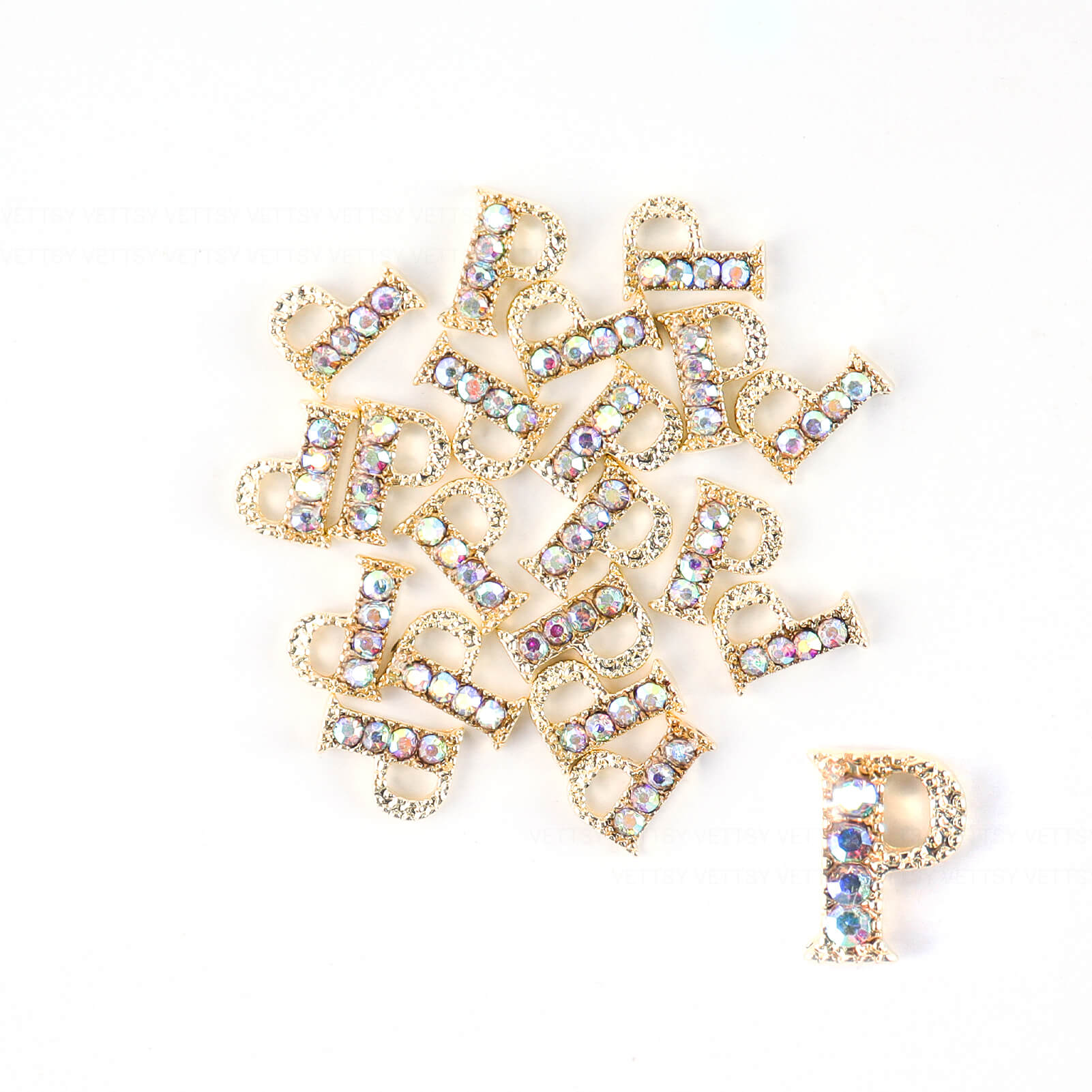 zircon-charm-p-01
