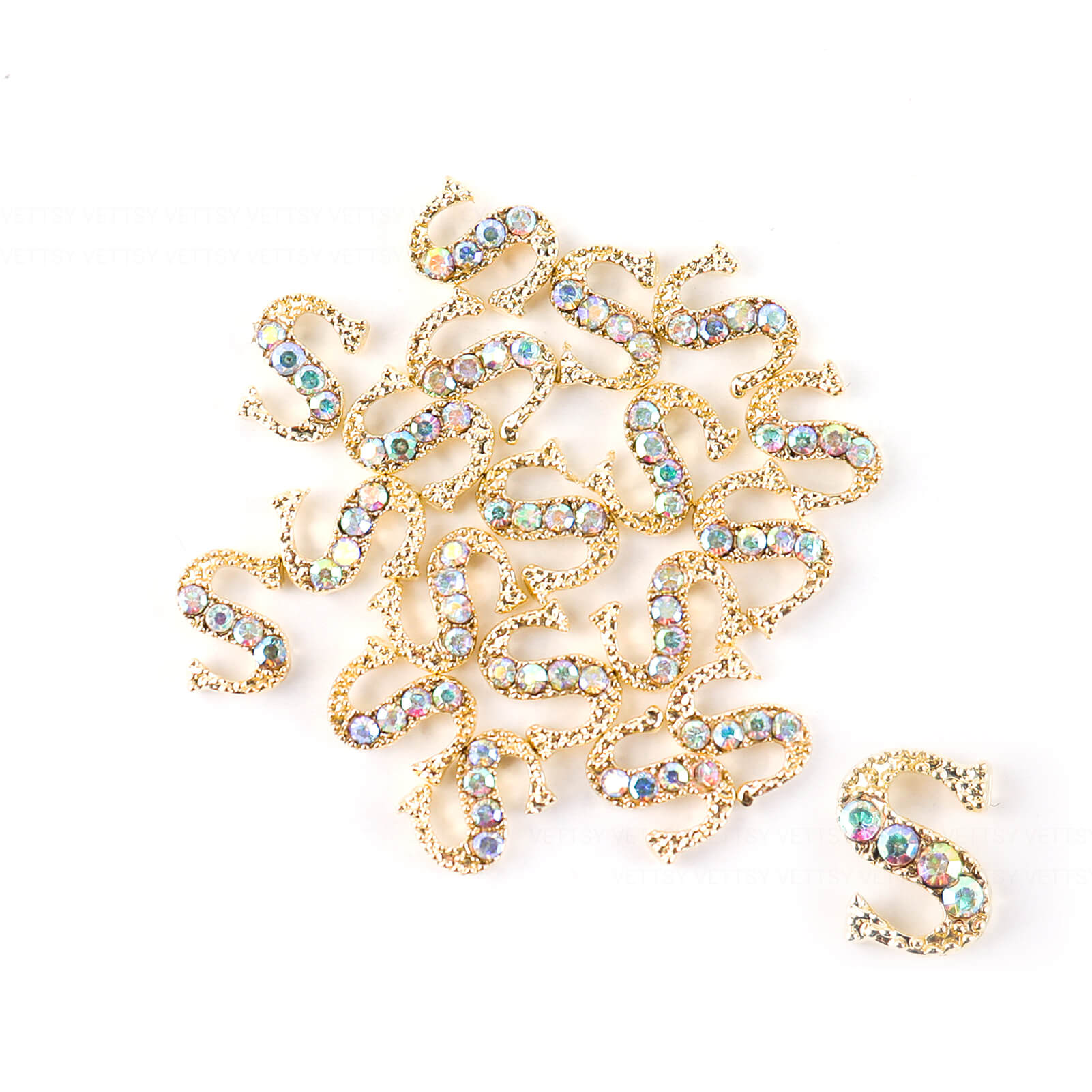 zircon-charm-s-01