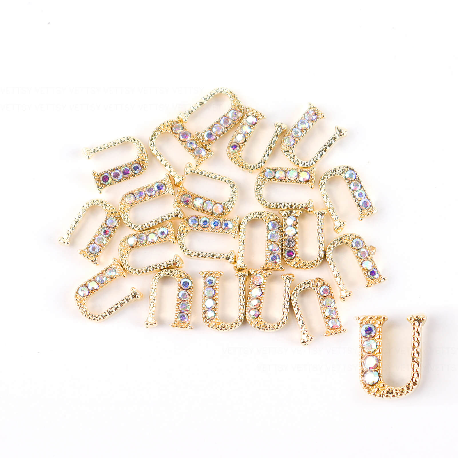 zircon-charm-u-01