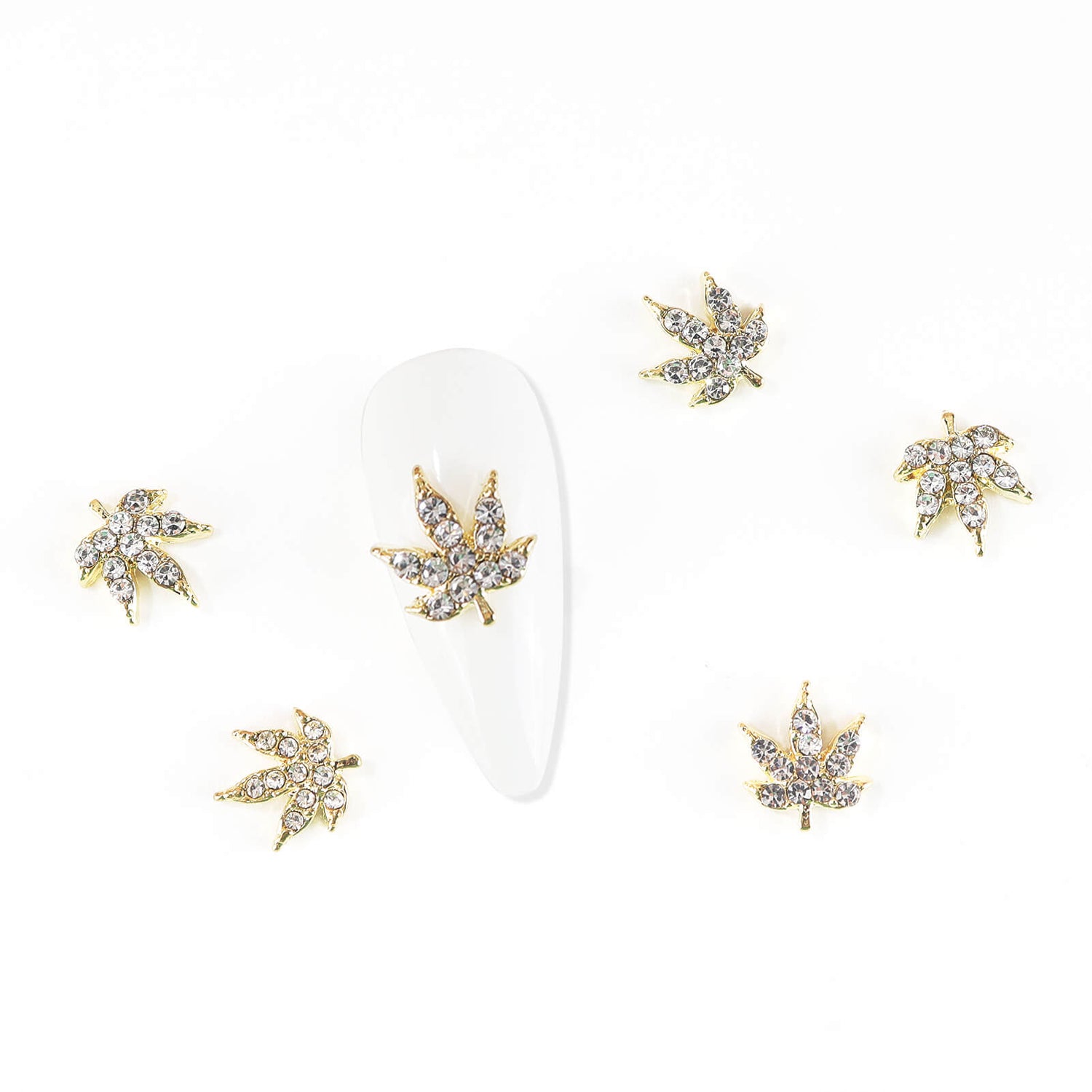 3d-nail-art-maple-leaf-charms-gold-fall-nail-decoration-display