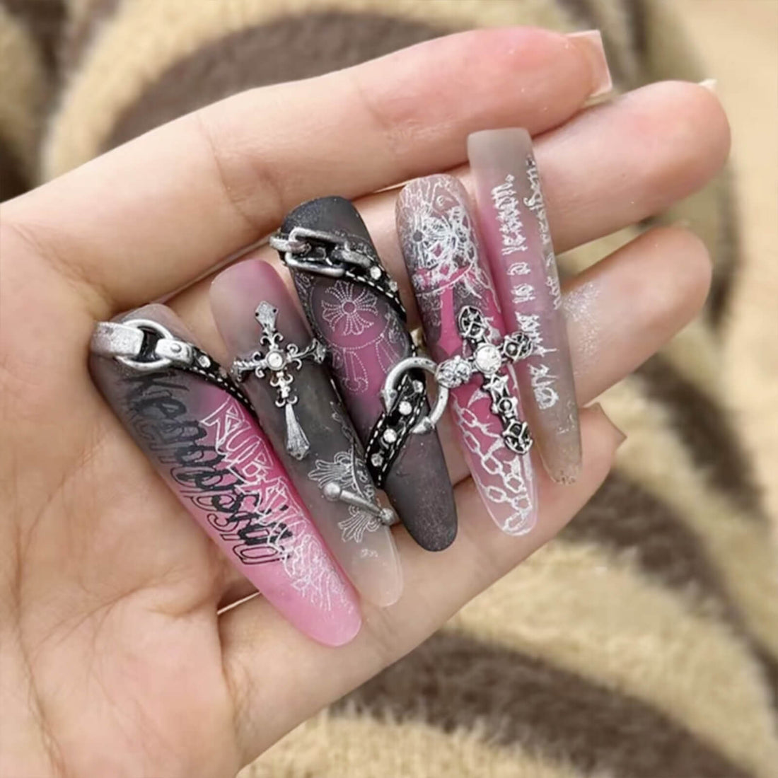 3d-silicone-nail-art-mold-cross-design-show