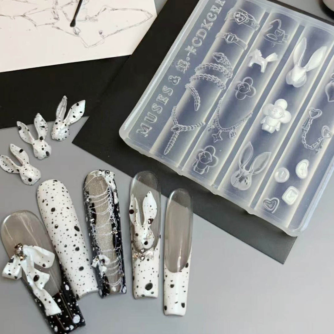 5d-silicone-nail-art-mold-snake-designs-show