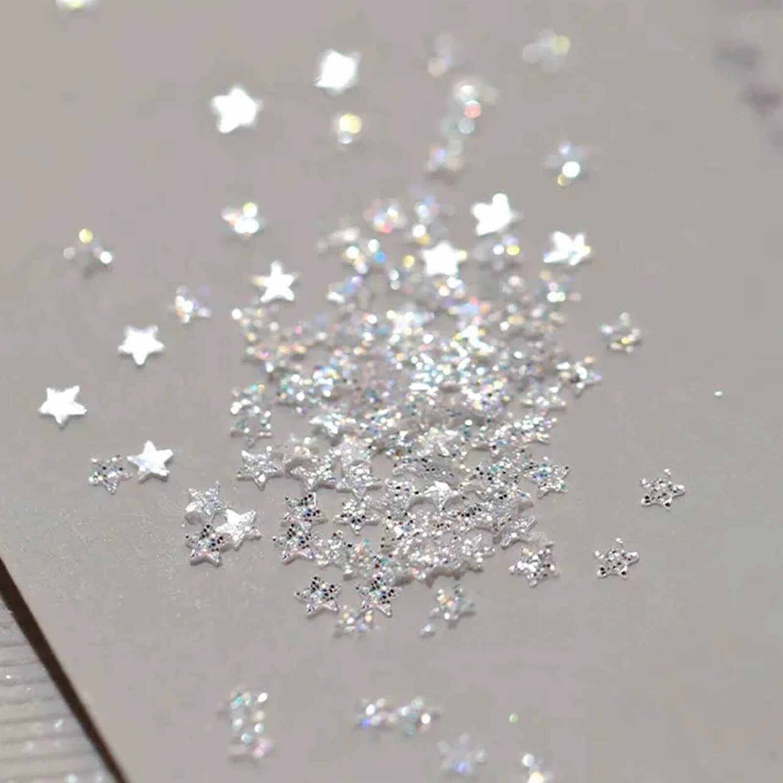 Dreamy-nail-art-glitters-Pentagram