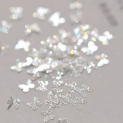 Dreamy-nail-art-glitters-butterfly