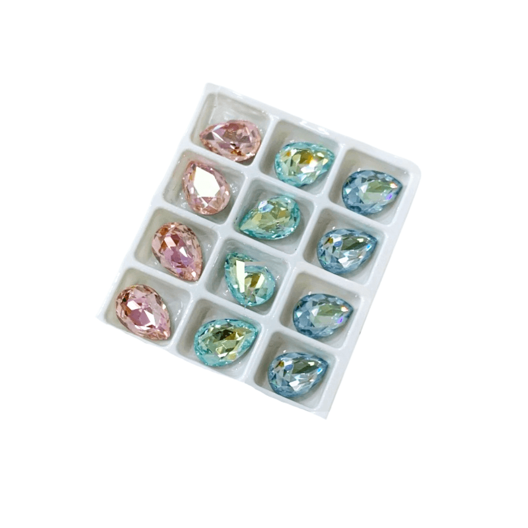 Aruroa Rhinestones