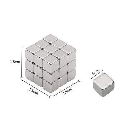 cube-cat-eye-nail-art-magnet-size