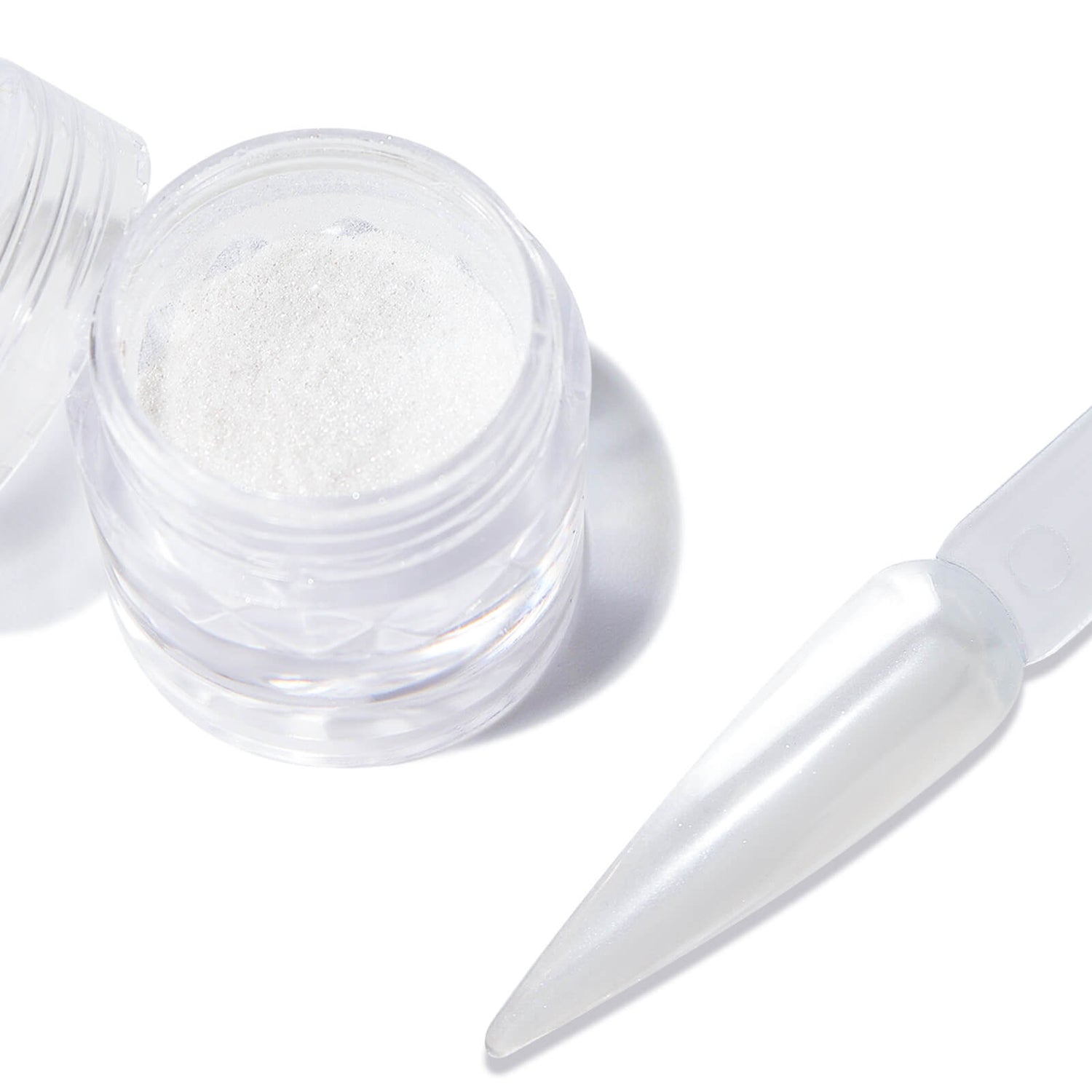 glazed-effect-nail-powder-translucent-pearl-nail-chrome-show