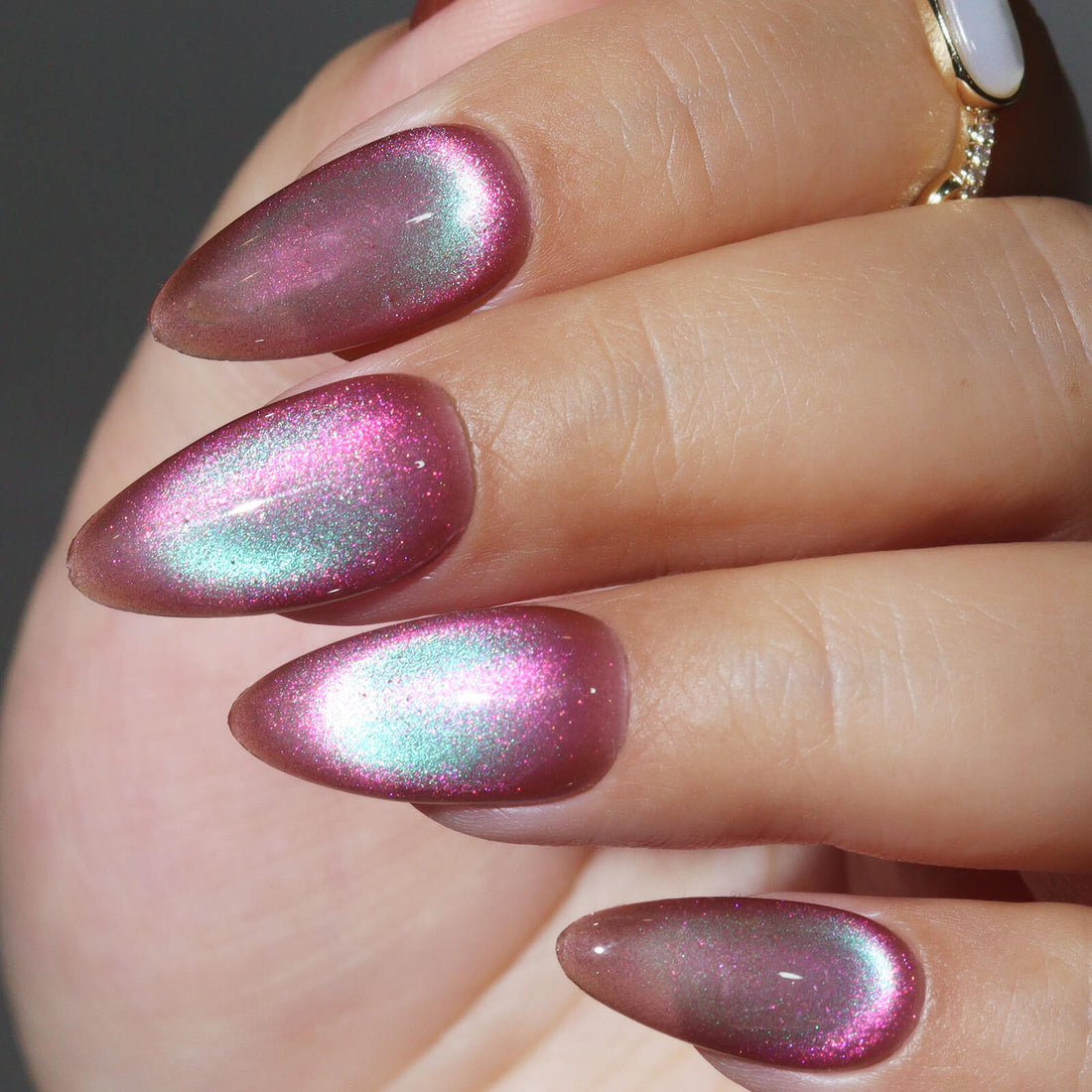 hema-free-cat-eye-gel-set-cocktail-party-cp06