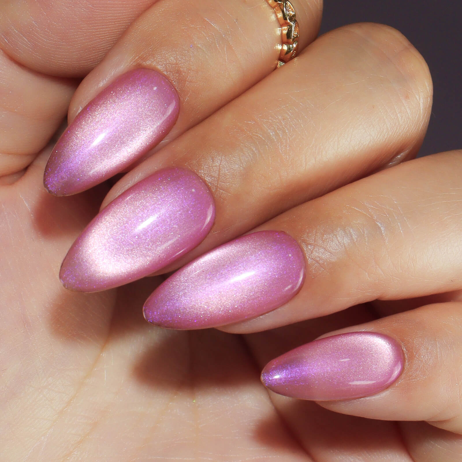 hema-free-tequila-sunrise-cat-eye-gel-hand-color-show-TS02