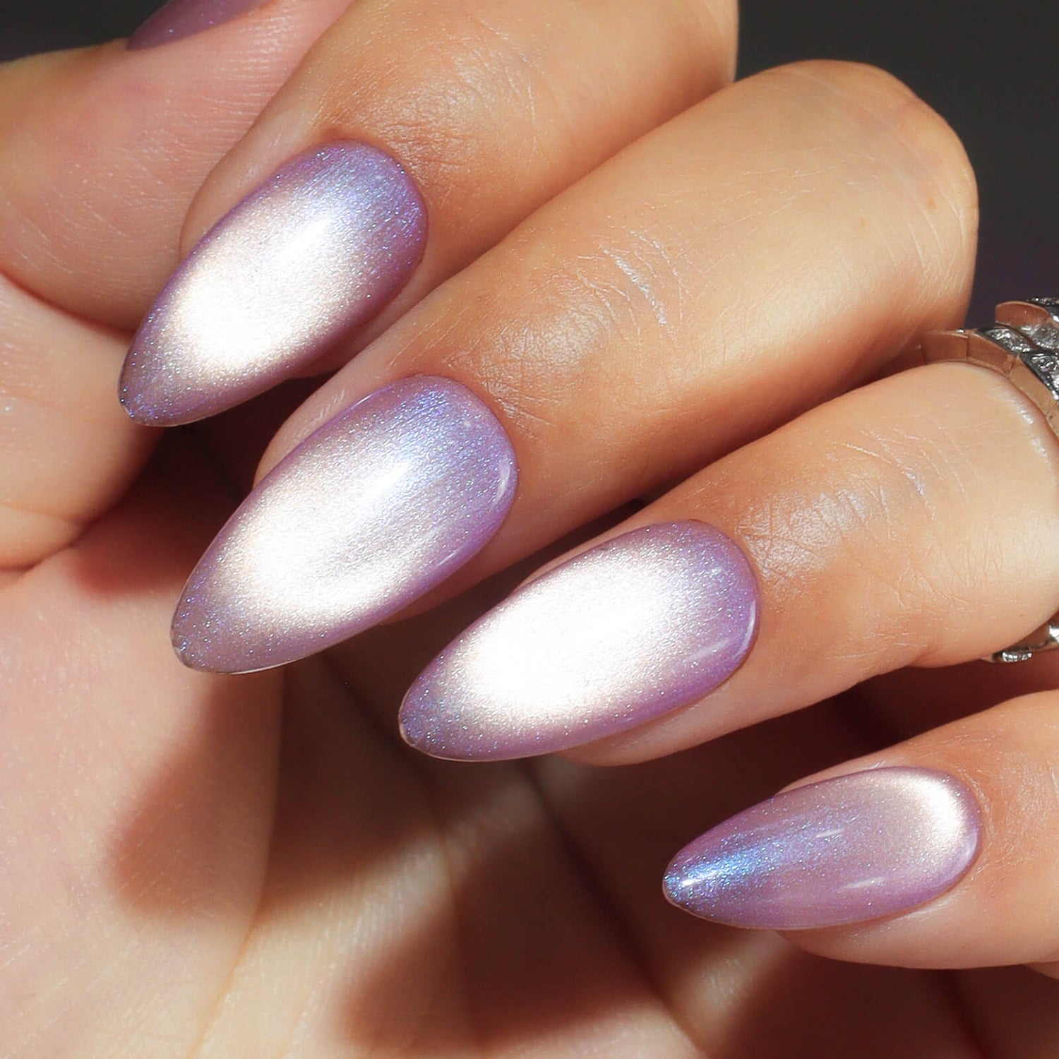 hema-free-tequila-sunrise-cat-eye-gel-hand-color-show-TS05