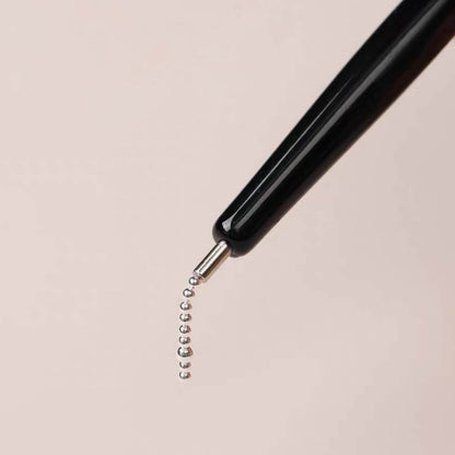 magnetic-nail-caviar-beads-applicator