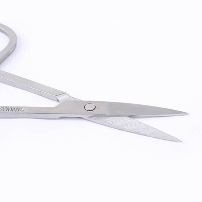 sharp-nail-art-scissors