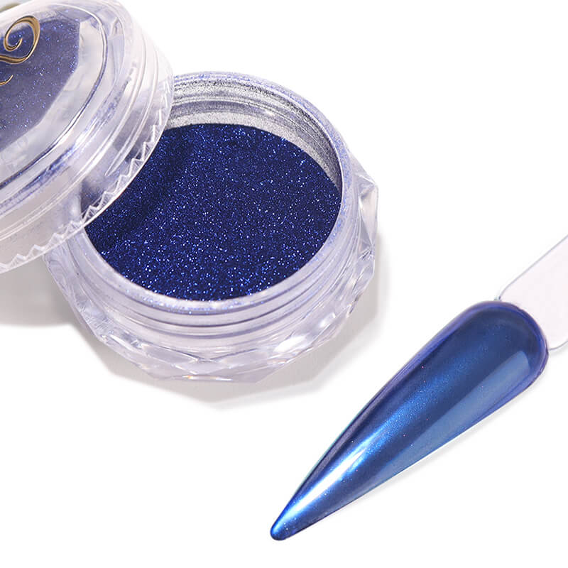 nail-art-mirror-chrome-powder-blue