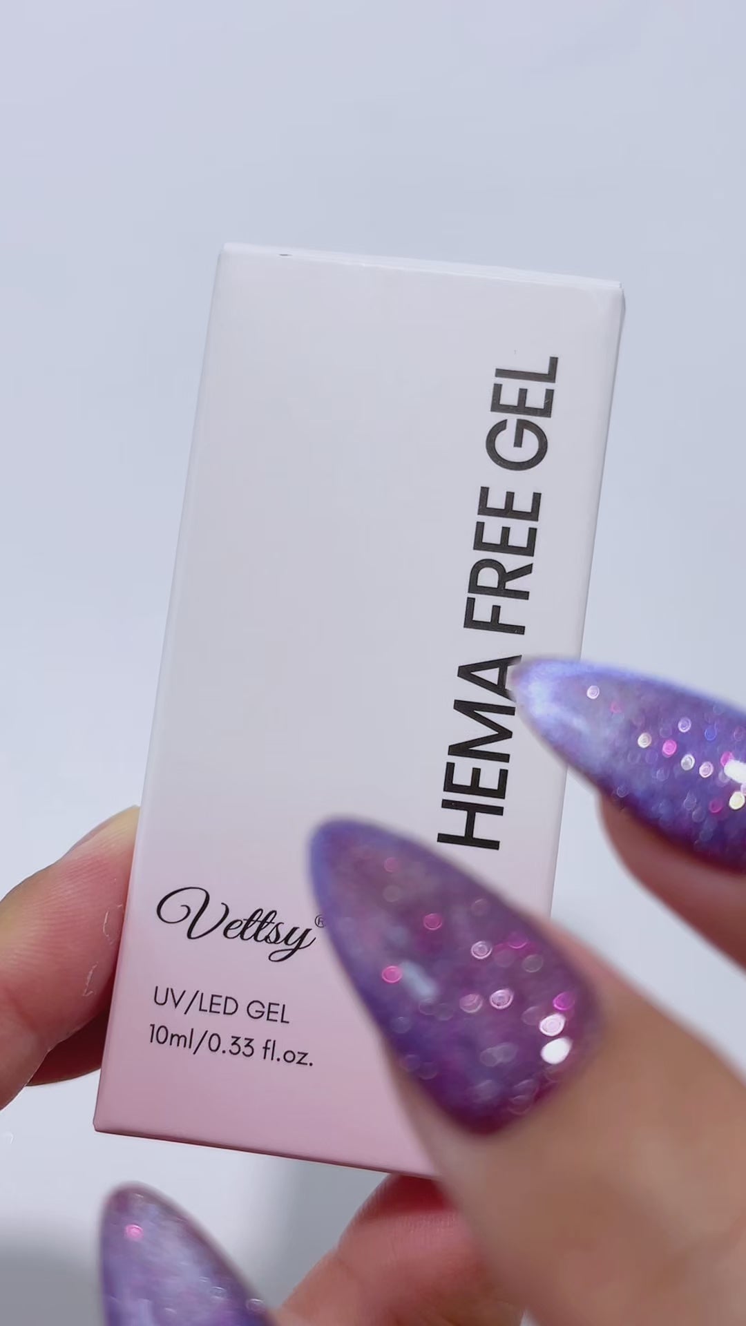 hema-free-meteor-cat-eye-gel-nail-polish-color-swatch-MC04