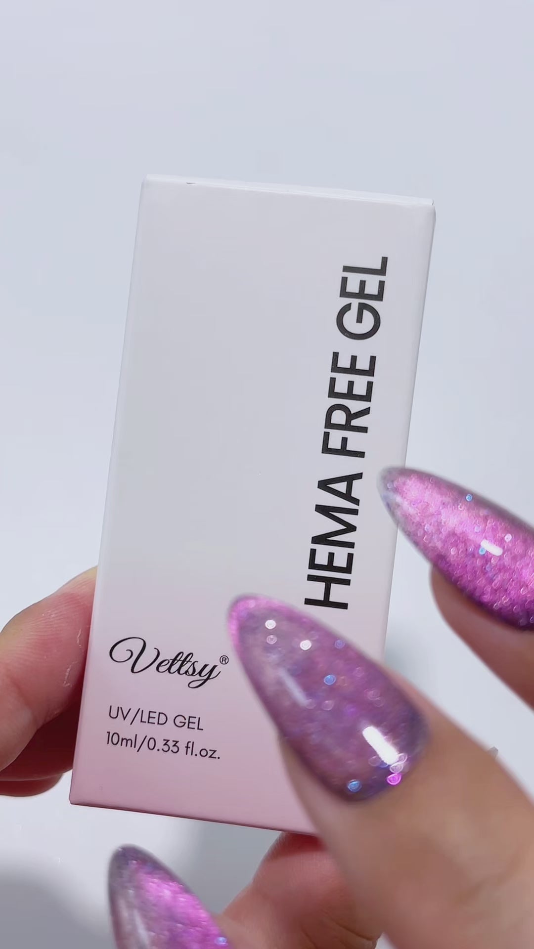 hema-free-meteor-cat-eye-gel-nail-polish-color-swatch-MC02