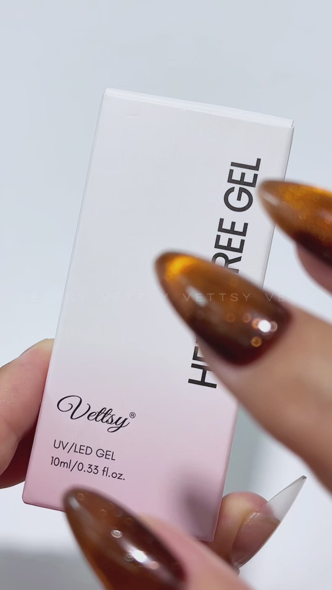 hema-free-cat-eye-gel-smoky-nebula-SN02-swatch