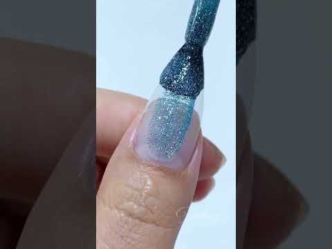 Hema-Free-Reflective-Glitter-Gel-RG06-Swatch