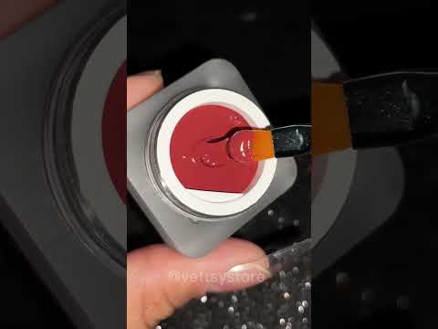 solid-gel-10-enchanted-swatch-video
