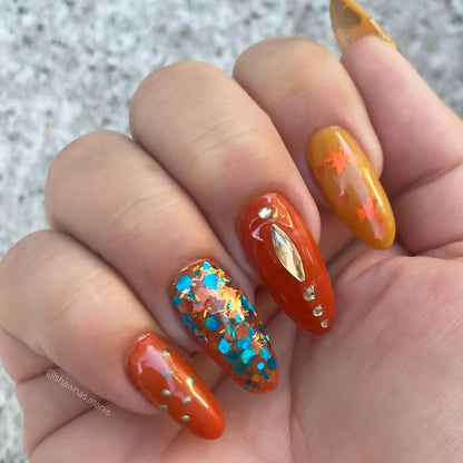 seasonal-subscription-nail-box-autumn-nail-design