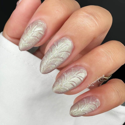 unicorn-cat-eye-gel-polish-nail-design-UC05
