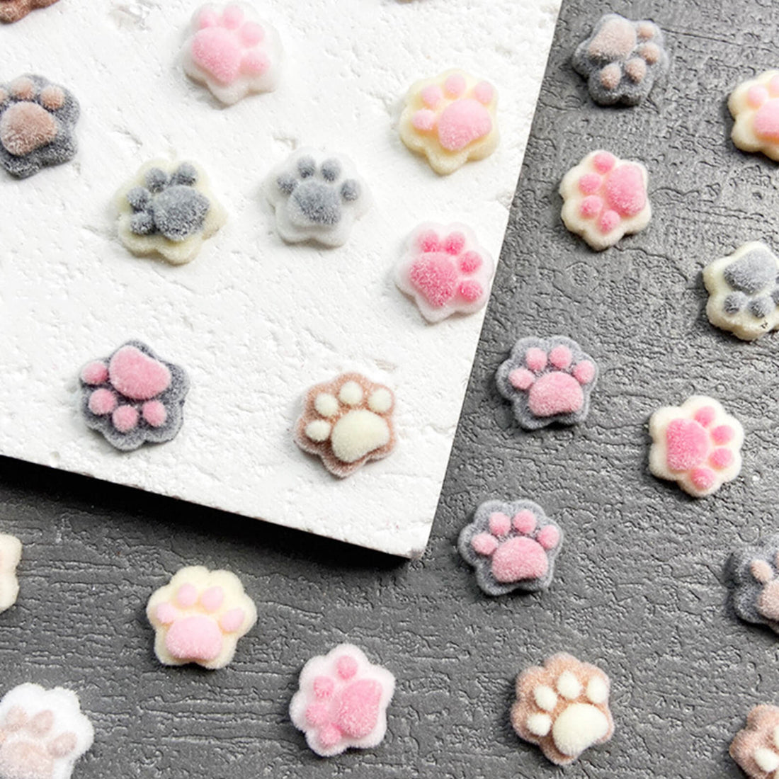 velvet-cat-paw-charms-set-show