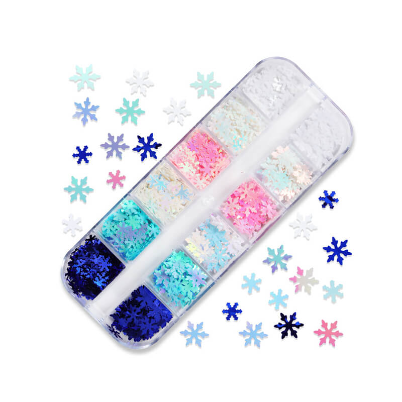 winter-snowflake-nail-art-glitters