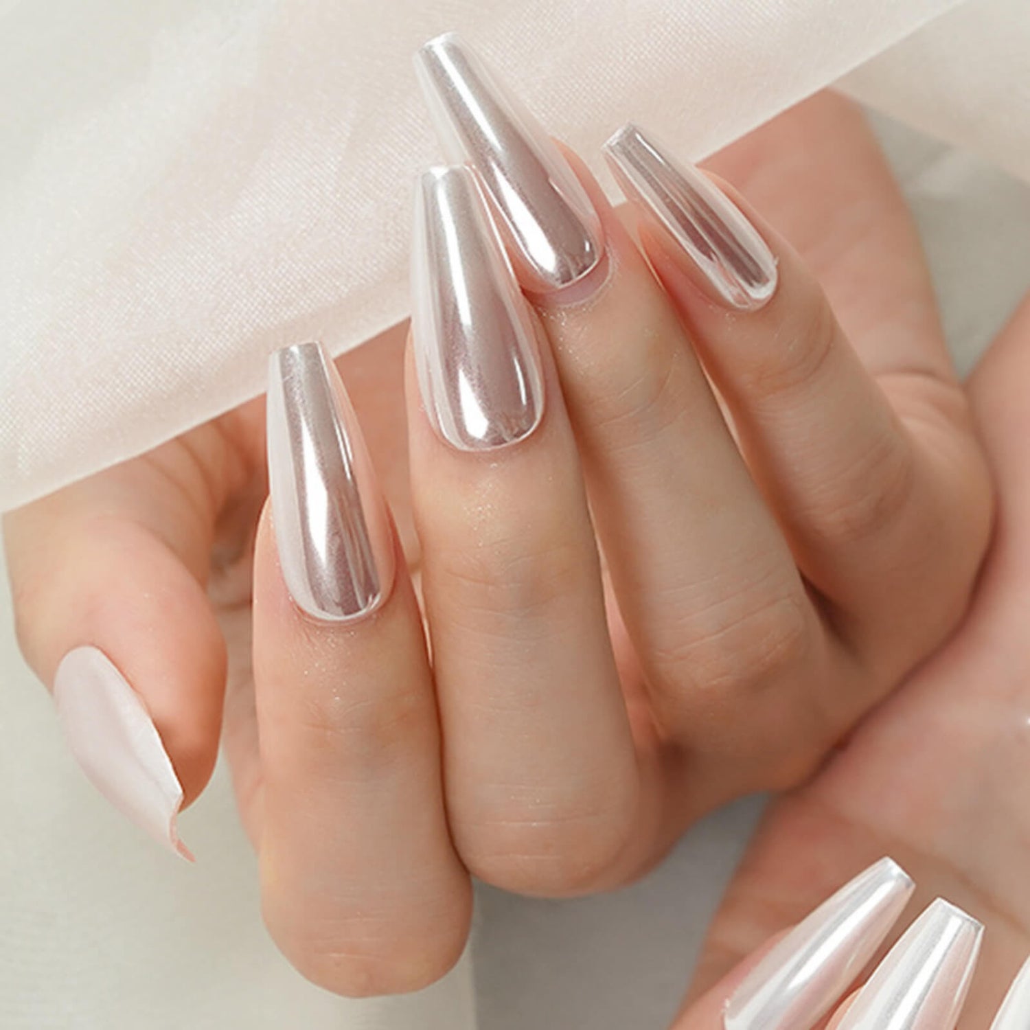 Moonlight-Nail-Chrome