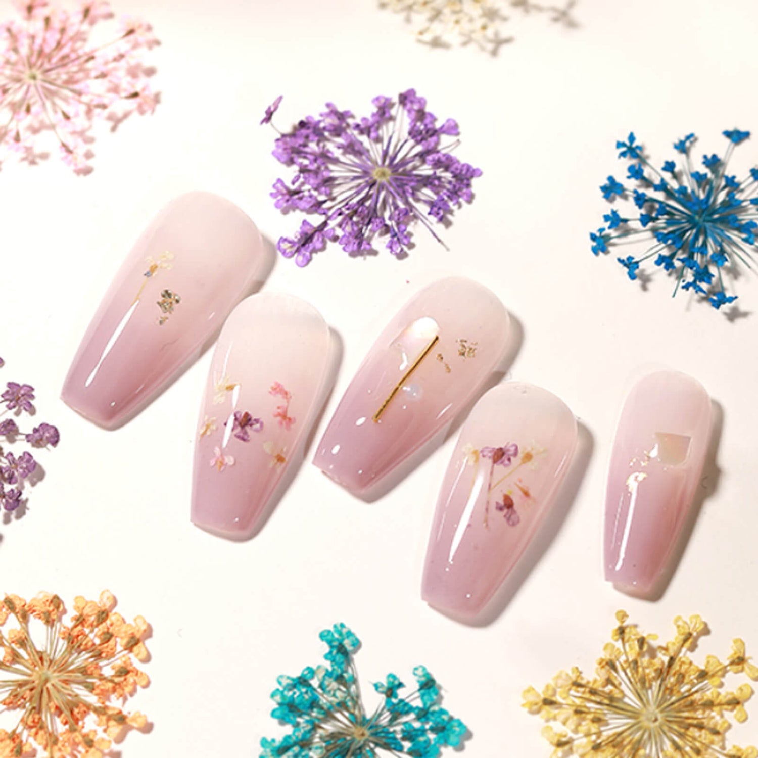 Natural-Dried-Flowers-nail-design