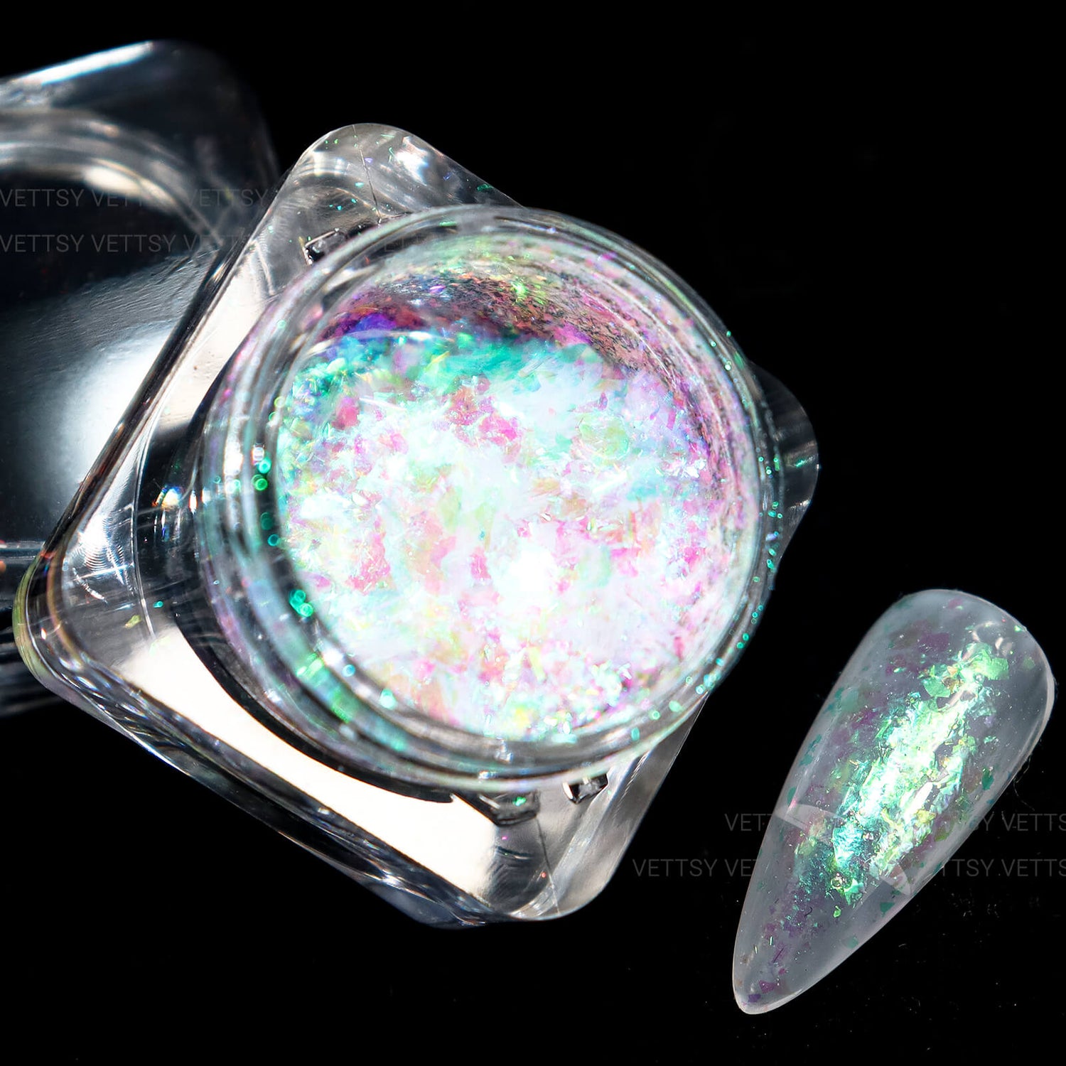 opal-glitters-Mist