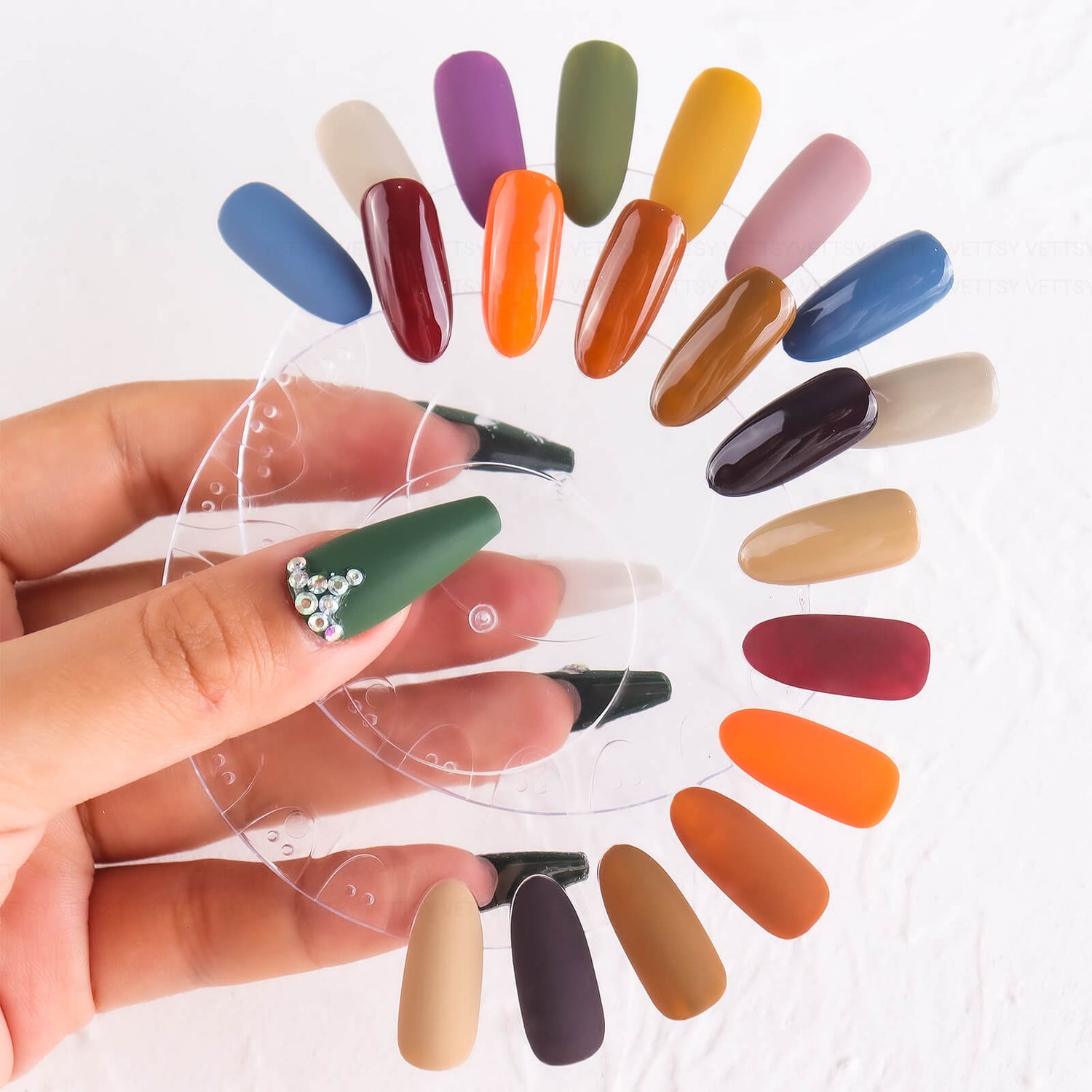 removable-nail-swatches-set-show
