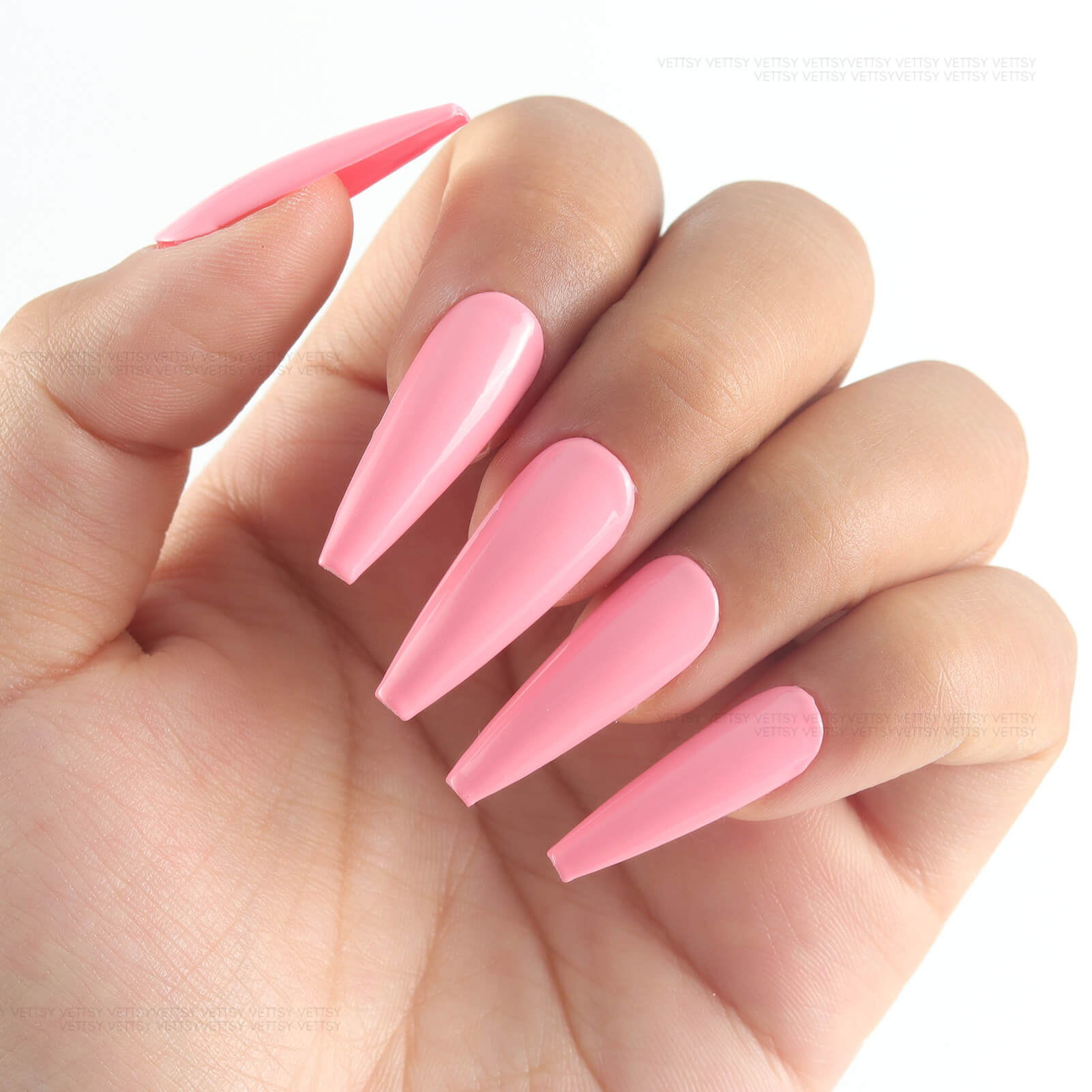 solid-gel-71-attraction
