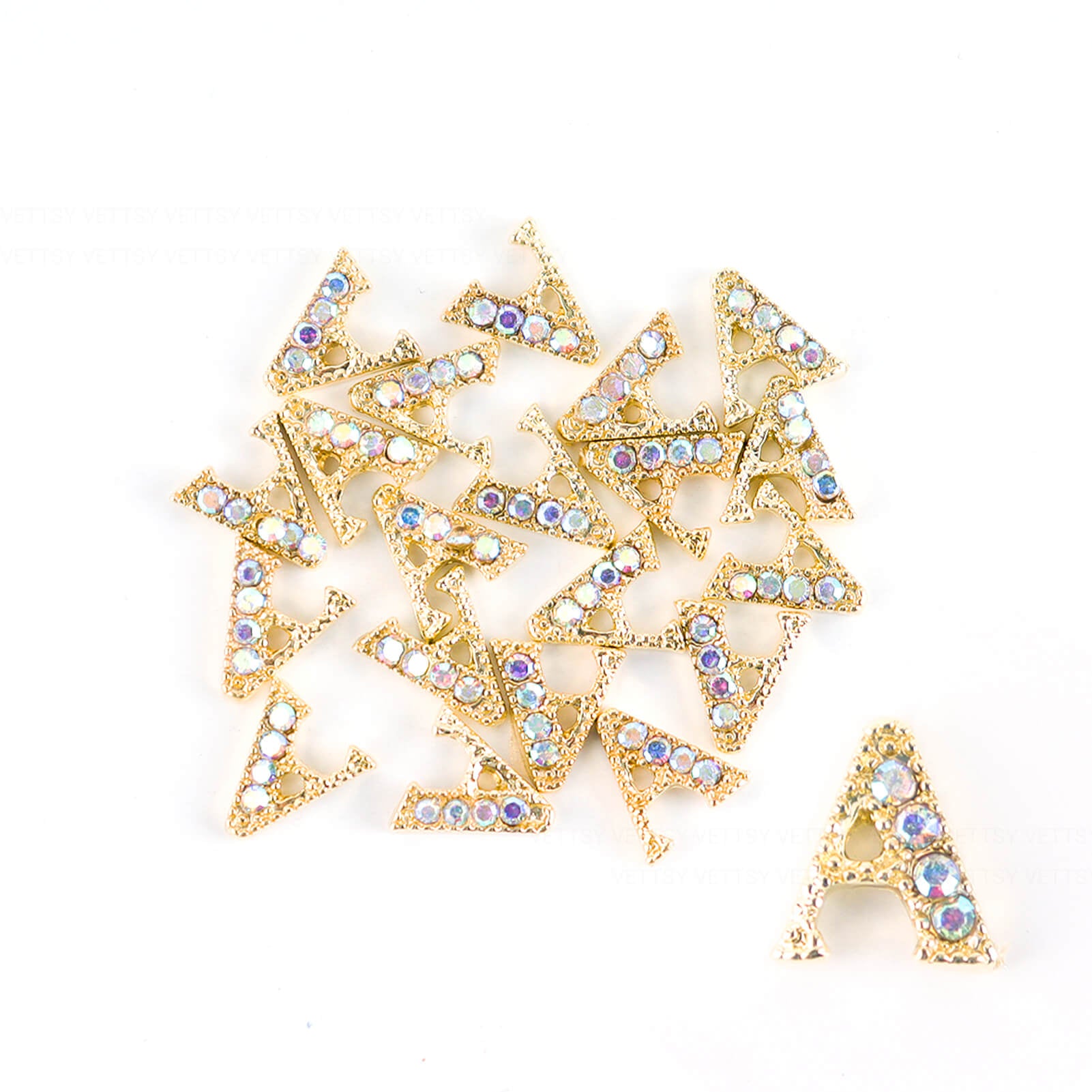    zircon-charm-a-01